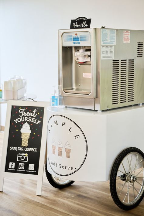 Simple Soft Serve Soft Serve Ice Cream Ideas, Japanese Soft Serve, Snack Carts, Ice Cream Buffet, Vanilla Soft Serve, Ice Cream Station, Soft Serve Machine, Soft Serve Ice Cream Machine, Ice Cream Store