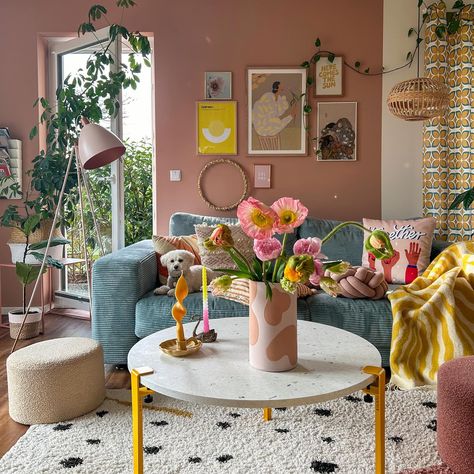 25 Living Room Decor Ideas to Design Your Cozy Space Plants For Living Room, Maximalist Design, Living Room Plants, Houzz Decor, Apartment Living Room Design, Bright Living Room, Neutral Aesthetic, Colourful Living Room, Living Room Decor Ideas