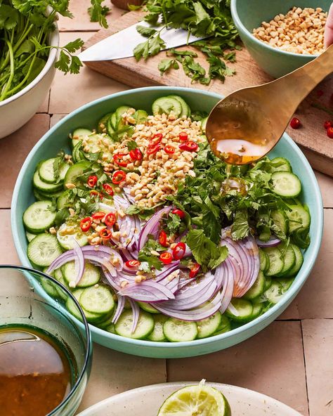 Easy Thai-Inspired Cucumber Salad Toasted Sesame Dressing, Best Cucumber Salad, Granola Dessert, Thai Cucumber, Thai Cucumber Salad, Greek Chicken Marinade, Sesame Dressing, Vegan Fish, Crunchy Salad