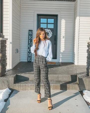 Gray Plaid Pants Outfit, Grey Plaid Pants Outfit, Plaid Pants Outfit, Casual Work Pants, Pants Brown, At Peace, Pants With Pockets, Gray Plaid, Elastic Waist Pants