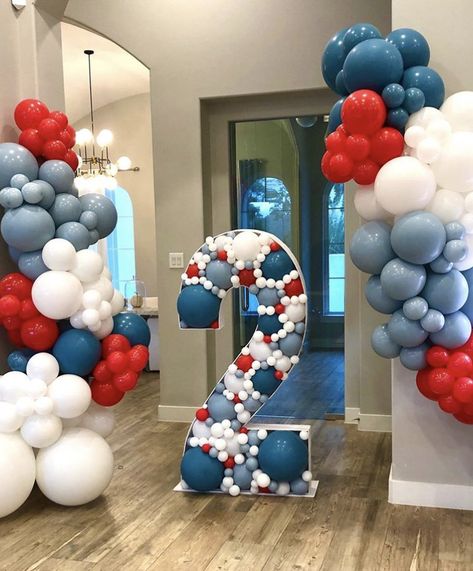 Red And Blue Balloon Garland, Red And Blue Balloon Arch, Spiderman Theme Party, Aviation Party, Paw Patrol Birthday Decorations, Red Baby Shower, Naming Ceremony Decoration, Red Birthday Party, Roller Skating Party