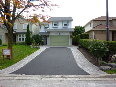 Driveway Extension, Extended Driveway, Cottage Front Yard, Front Entry Landscaping, Driveway Landscape, Landscaping Entrance, Front Door Landscaping, Front Garden Ideas Driveway, Entrance Landscaping