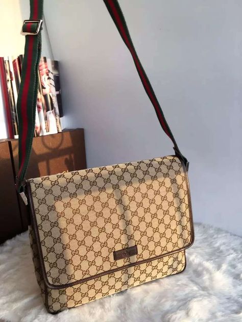 Gucci Bag Price, Gucci Clothes, Handbags Gucci, Bags Online Shopping, Gucci Store, Gucci Purse, Gucci Purses, Bags Gucci, Gucci Designer