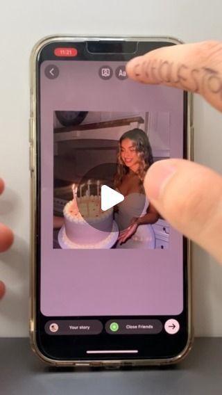 José Enrique - Vertical Content Specialist on Instagram: "Here is how to create this next level Instagram story edit!✨🙏🏽all you need is your love, phone 📱 and instagram. Enjoy creating!!
For those who already have the latest Instagram update: Use the third pen (highlighter) to create the transparent overlay.🤝

🚀 Do you wanna get more inspo? Follow for more!

#creative #edit #ideas #tutorial #design #instagramstory" How To Make Instagram Stories Cute, Instagram Story Edit, Pen Highlighter, Story Edit, Neat Tricks, Album Art Design, Edit Ideas, Overlays Transparent, Latest Instagram