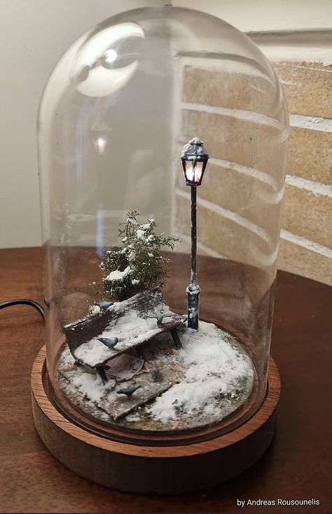 Christmas Miniatures Scene, Terrarium Scene, Bookshelf Art, Miniature Rooms, Miniatures Tutorials, Miniature Houses, Room Box, Christmas Scene, Miniature Model