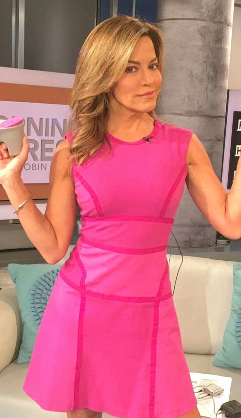 Robin Meade Handsome Women, Robin Meade, Style Icon, Summer Dresses, My Style, Quick Saves