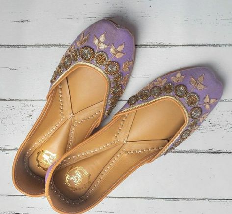 Purple Linen, Embroidered Linen, Tory Burch Flats, Aza Fashion, Mule Shoe, Tory Burch, Slippers, Purple