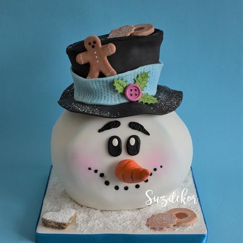 Fondant Christmas Cake, Christmas Cupcake Cake, Mini Christmas Cakes, Santa Cake, Cake Inside, Christmas Themed Cake, Terry's Chocolate Orange, Snowman Cake, Christmas Cake Designs