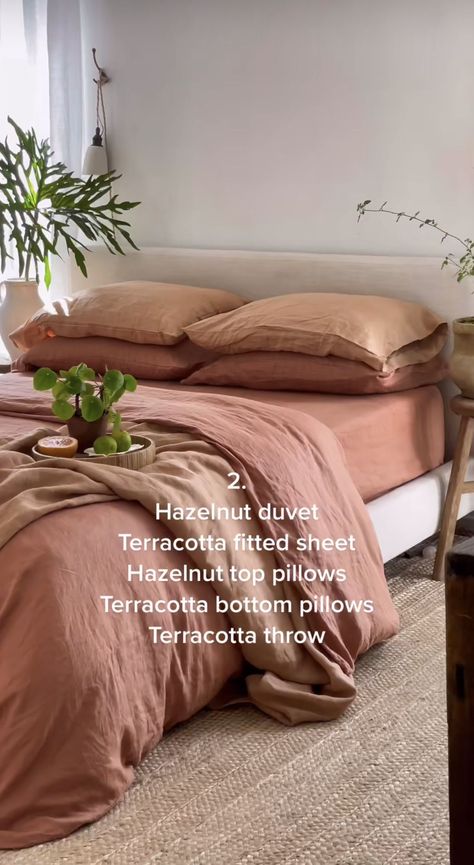 #warmcolors #decorideas #interiordesign #homeinspiration #colorpalette #homedecor #interiorstyling #designinspiration #colortrends Taupe And Terracotta Bedroom, Sheet And Comforter Color Combos, Bedding Colour Scheme, Mauve Bedroom Color Scheme, Earth Tone Room, Dusty Rose Bedding, Mauve Bedroom, Country Cottage Interiors, Small Room Design Bedroom