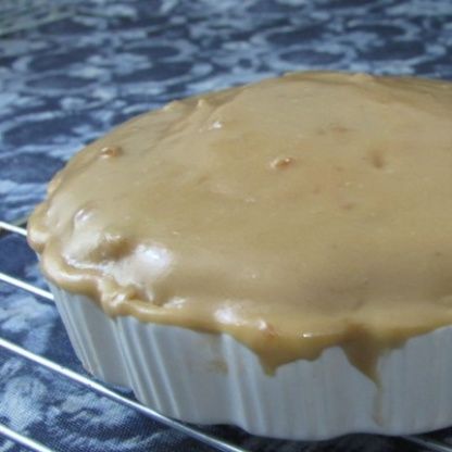 This frosting tastes exactly like Brown Sugar Fudge (we call it Penuche around here). It is a fantastic topping for Chocolate, Spice or Banana Cake) and is easy to make and spread (it does harden a bit on standing though). Really delicious (especially if you make sure and use REAL butter....margarine just doesn't create the same taste). Brown Sugar Frosting Recipe, Sugar Frosting Recipe, Fudge Frosting Recipe, Burnt Sugar Cake, Penuche Fudge, Brown Sugar Fudge, Apple Loaf, Brown Sugar Frosting, Double Layer Cake