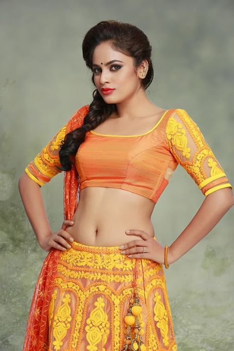 Nandita Swetha Photoshoot Stills - South Indian Actress Nandita Swetha, Indian Navel, Bollywood Hairstyles, Saree Photoshoot, Half Saree, Latest Pics, Indian Beauty Saree, Beauty Women, Saree