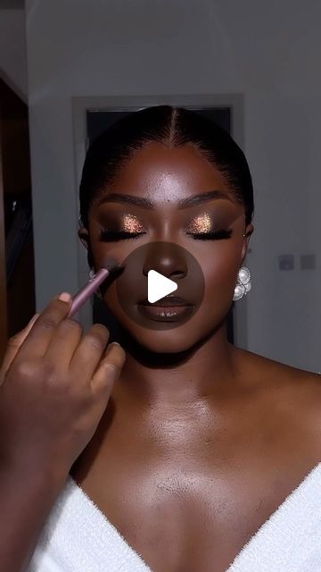 MAKEUP GURU📍🇬🇭 on Instagram: "A look that needs to be calculated 💯

Drop your favorite emoji❤️
A look so clean and classy❤️
Our doll bride Afia coming through 🔥🔥🔥
————————————————————-
Trust the process of the wildcutei glamorous bridal beats💯 we got you covered in all levels 💯 

2024 brides don’t sleep on your looks, book right book wildcutei for that perfect glam on your big day ❤️

Makeup @wildcutei
Hairstylist @hairlegance_by_mich" Light Glam Bridal Makeup, Bridal Make Up Looks Wedding Day, Makeup Wedding Guest, Black Bridal Makeup, Red Lipstick Makeup Looks, Date Makeup, Soft Glam Makeup, Black Bridal, Wedding Makeup Looks