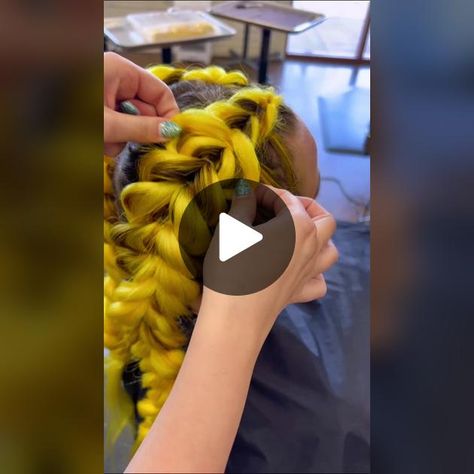 Yellow Hair Extensions, Dragon Braid Tutorials Videos, Dragon Braid With Extensions, Dragon Braids With Extensions, How To Braid In Colored Extensions, Dragon Braid, Braids With Extensions, Braid Tutorial, Yellow Hair