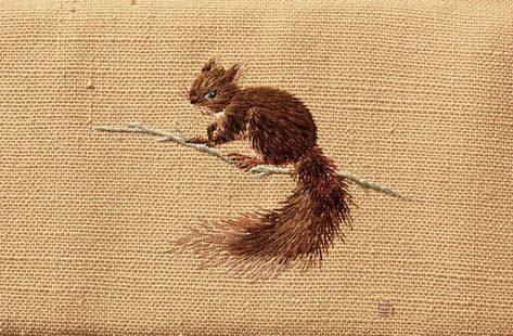 Embroidered Squirrel, Squirrel Embroidery, Japan Traditional, Miniature Embroidery, Traditional Embroidery, Hand Embroidery Projects, Needlework Embroidery, Thread Painting, Japanese Embroidery