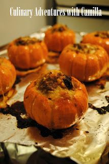 Culinary Adventures with Camilla: Meatloaf-Stuffed Mini Pumpkins for #PumpkinWeek Halloween Mini Meatloaf, Mini Pumpkin Recipes, Stuffed Mini Pumpkins, Meatloaf Stuffed, Stuffed Meatloaf, Mini Meatloaf, Stuffed Pumpkin, Fall Foods, Funny Story