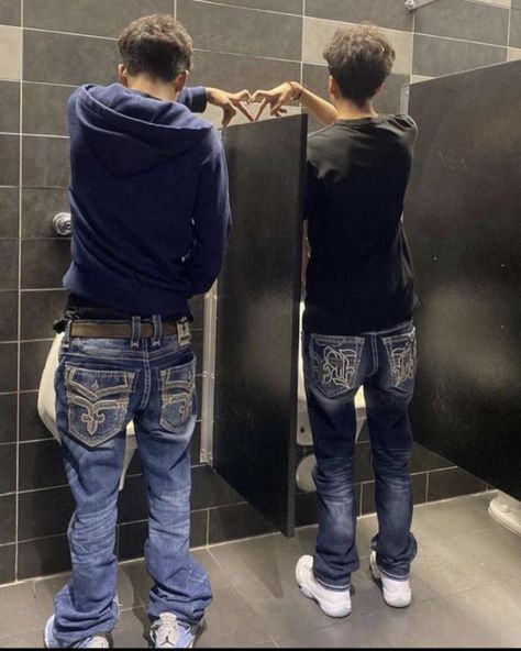 Rock Revival Outfit, Club Bathroom, Rock Revival Jeans Mens, Me And The Boys, Daily Fits, Jean Fits, Masc Fashion, Sagging Pants, Jeans Outfit Men