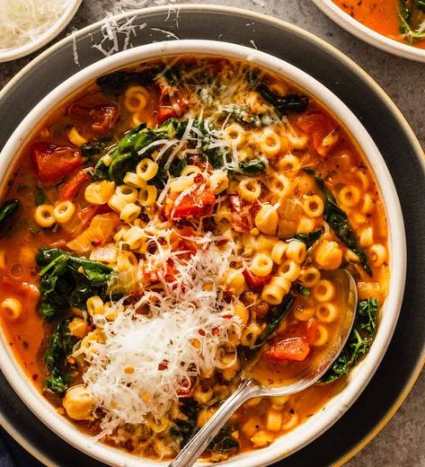 Pasta e Ceci (Italian Chickpea Noodle Soup) — Zestful Kitchen Chickpea Noodle Soup, Pasta With Chickpeas, Chickpea Noodle, Kale Vegetable, Spaghetti Factory, Parmesan Rind, Ditalini Pasta, Chickpea Soup, Chickpea Pasta