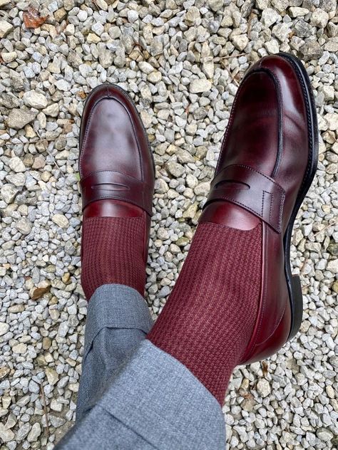 English Flower Garden, Custom Cowboy Boots, Gentleman Shoes, Burgundy Shoes, Dapper Style, Mens Fashion Classic, Men Stylish Dress, Vintage Mens Fashion, Suit Shoes