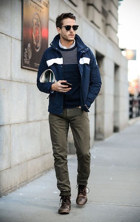 Minimalism Inspo - Album on Imgur Green Chinos Men, Masculine Outfits, Mens Fashion Denim, Mens Fashion Business, Mens Fashion Smart, Mens Spring Fashion, Hipster Mens Fashion, Mens Fashion Jeans, Fashion Jeans