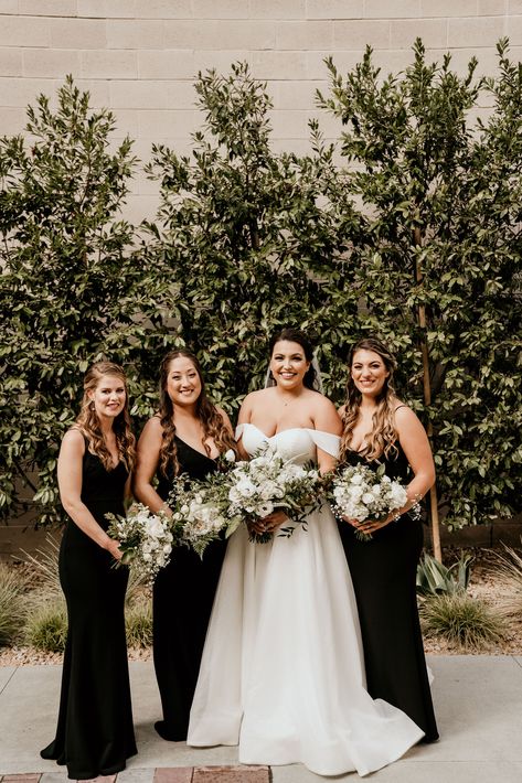 black and white bridal party, greenery bouquets Black And White Bridal Party, White Bridal Party, Greenery Bouquets, Classic Black And White Wedding, Outfit Ideas College, Bridal Party Bouquets, Greenery Bouquet, Wedding 2025, Black And White Wedding