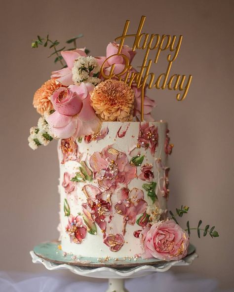 Pretty Cake Designs, Cake Wafer Paper, Flower Cake Design, Designer Cake, Painted Cake, Assorted Flowers, Buttermilk Cake, Wafer Paper Flowers, Pretty Cake