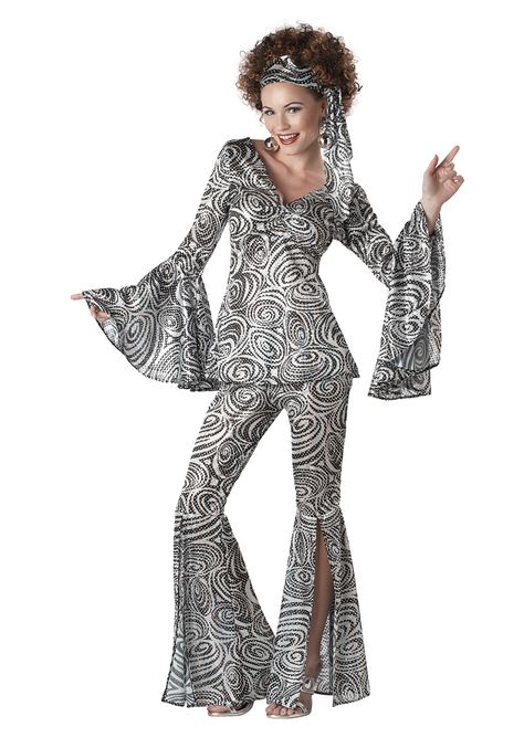 Disco halloween costume | 70s costume |  Foxy girl costume 😊 As an Amazon Associate I earn from qualifying purchases (no additional cost to you!) Disco Costume For Women, Diner Outfits, Moda Disco, 70s Disco Costume, 70s Disco Outfit, Disco Outfits, 70s Fashion Disco, 70s Mode, 70s Costume