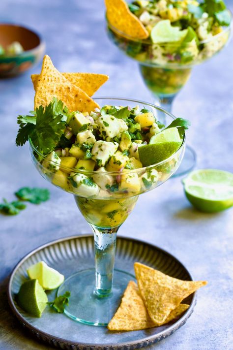 Halibut Ceviche Recipe, Halibut Marinade, Ceviche With Mango, Ceviche Recipe Fish, Halibut Ceviche, Easy Fish Dinners, Mango And Avocado, Summer Seafood Recipes, Halibut Recipes