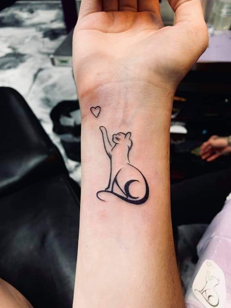 Cat Dog Tattoo Minimalist, Tattoos For Cats That Passed, Cat Reaching, Watercolor Cat Tattoo, Cat And Dog Tattoo, Cat Tattoo Ideas, Kitty Tattoos, Kitty Tattoo, Cute Cat Tattoo