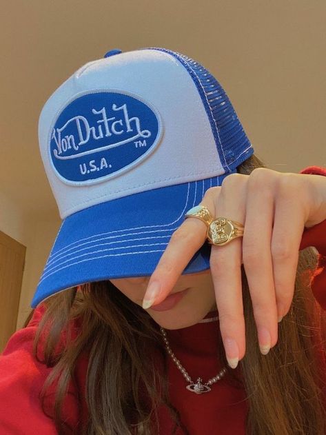 Casquette Von Dutch, Von Dutch Hat, Hat Aesthetic, Cap Outfit, Von Dutch, Outfits With Hats, Cute Hats, Cool Hats, Insta Photo Ideas