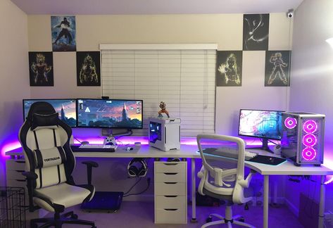 Couple Gaming Room Setup, Games Room Inspiration, Computer Chairs, Computer Gaming Room, Couple Room, Desk Setups, Gamer Room Decor, Pc Gaming Setup, Video Game Room Design