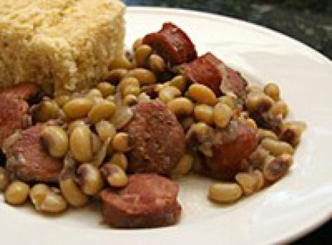 Purple Hull Peas and Sausage: Purple Hull Peas With Sausage Purple Hull Peas Recipe, Johnsonville Sausage Recipes, Spicy Sausage Recipes, Sausage Crockpot Recipes, Andouille Sausage Recipes, Sausage Crockpot, Smoked Sausage Recipes, Tasty Meat, Pea Recipes