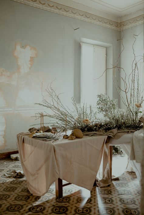 Wabi Sabi Styled Wedding Shoot - The Lane Wabi Sabi Wedding Inspiration, Wabi Sabi Table Setting, Wabi Sabi Wedding, Wabi Sabi Table, Casa Wabi, Party Quotes, Organic Luxury, Wabi Sabi Style, Italian Architecture