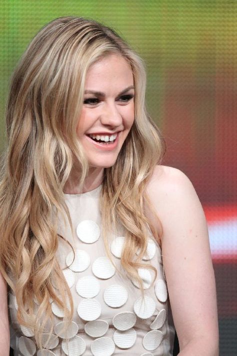 Sookie Stackhouse, Anna Paquin, Pictures Of Anna, Blonde Wavy Hair, True Blood, Hair Envy, Gorgeous Makeup, Celebrity Hairstyles, Model Hair