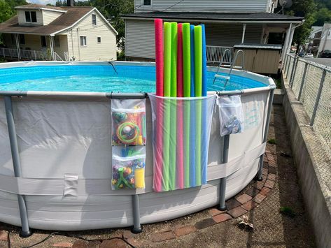 Cool Storage Ideas, Cool Storage, Pool Deck Plans, Pool Storage, Outdoor Pool Area, Pool Hacks, Swimming Pool Landscaping, Pool Life, Diy Swimming Pool