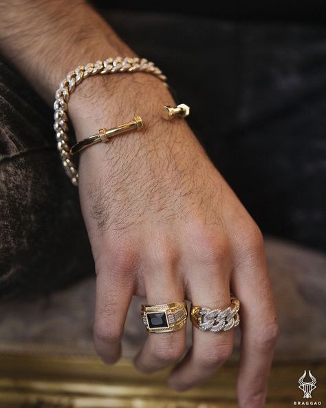 Cool Mens Bracelets, Swan Jewelry, Cool Rings For Men, Mens Rings Fashion, Mens Gold Jewelry, Gold Chains For Men, Dope Jewelry, Couple Jewelry, Mens Fashion Casual Outfits