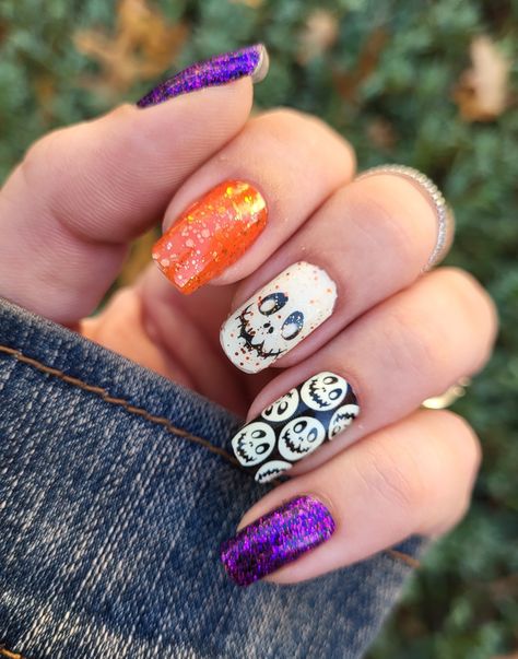 Color Street Halloween, Uñas Ideas, Mixed Mani, Boo Crew, Color Street Nails, Halloween Coloring, Mani Pedi, Color Street, Holiday Nails