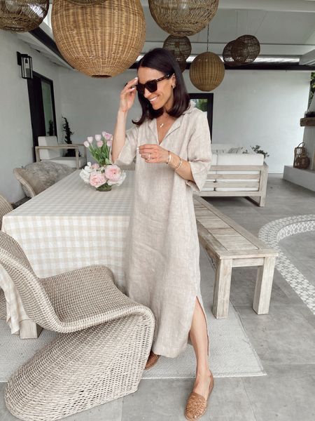 Summer Beach Linen A-line Dress, Summer Linen Mid-length Maxi Dress, Button-up Linen Beach Dress, Beige Button-up Linen Summer Dress, Off-white Linen Beach Dress, Linen Dress Summer, Learn Something New Everyday, Practical Fashion, Huarache Sandals