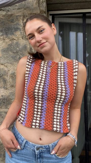 HONEY DESIGNS on Instagram: "Update: TUTORIAL IS UP! 🤎 I definitely had to participate in the Taylor Swift crochet dress recreation, but let’s be honest, I didn’t have the time, yarn, or motivation to crochet a full dress version 😅 so I came up with a cute top version of this gorgeous colour combo 🤎🥥🦢🍊💜 It’s fully made out of 8/4 100% cotton yarn — the perfect yarn choice for summer projects 🌞  #taylorswiftcrochetdress #taylorswiftcrochet #grannystitchtop #crochetrecreation #crochetproject #crochetidea" Colourful Crochet Top, Scrap Yarn Crochet Top, Colorful Summer Crochet Top, Summer Multicolor Crochet Knit Top, Gradient Crochet Top, Crochet Summer Ideas, Scrap Yarn Crochet Tank Top, Crochet Cotton Top, Taylor Swift Crochet