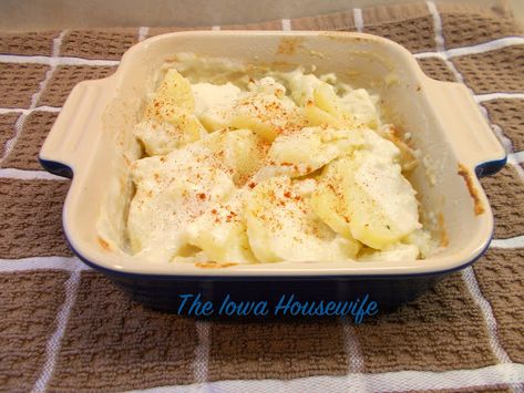 Scalloped Potatoes For One, Potatoes For One, Iowa Recipes, Small Recipes, Easy Scalloped Potatoes Recipe, Scalloped Potatoes Easy, Easy Meals For One, Easy Meals For Two, Scalloped Potato Recipes