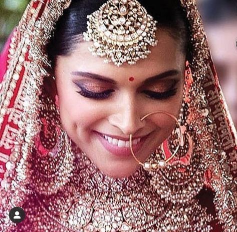 Deepika Padukone Wedding Jewellery, Deepika Bridal Look, Deepika Wedding Look, Deepika Wedding Makeup, Deepika Padukone Wedding Makeup, Deepika Wedding Pics, Deepika Padukone Wedding Lehenga, Deepika Padukone Wedding, Deepika Wedding