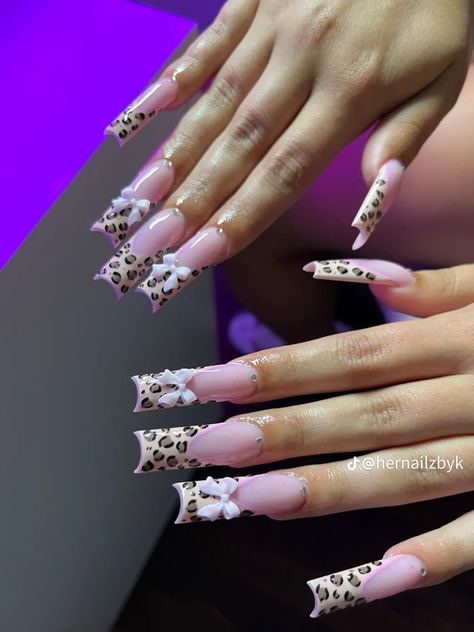 Pink And Cheetah Nails, Cheetah Acrylic Nails, Pink Cheetah Nails, Acrylic Nail Supplies, Cheetah Nails, Pink Cheetah Print, Dope Nail Designs, Pink Cheetah, Nail Supplies