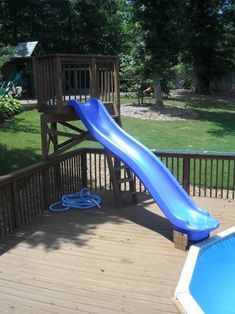 Above Ground Pool Slide, Patio Plan, Swimming Pool Slides, Pool Deck Decorations, Pool House Decor, Kleiner Pool Design, Pool Deck Plans, Swimming Pool Decks, Pool Hacks