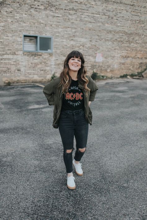 Grungy Mom Outfits, Midwestern Grunge Outfit, Grunge Outfit Midsize, Casual Midsize Outfits Winter, Midsize Fashion Fall Grunge, Grunge Outfits Midsize, Edgy Midsize Outfits, Alternative Mom Style, Mid Size Grunge Outfits