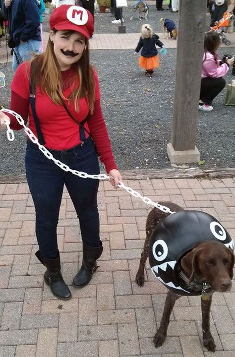 Super Mario Brothers matching dog and owner halloween costumes - Dog Halloween Costume #halloween #dogcostumes #halloweencostumes #halloweenfun #dogclothes #diy #mario Dog And Owner Costumes, Puppy Halloween Costumes, Dog And Owner, Matching Halloween Costumes, Halloween Costumes Ideas, Diy Dog Costumes, Diy Kostüm, Holloween Costume, Hallowen Costume