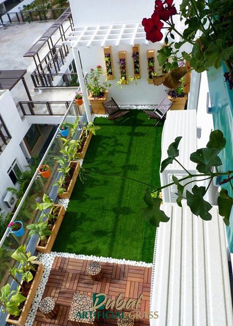 #artificialgrass #balconyartificialgrass #artificialgrassforbalcony Klein Balkon Decor, Garden Installation, Terrace Garden Ideas, Roof Garden Design, Balkon Decor, Apartment Balcony Garden, Balcony Ideas Indian, Bamboo Trellis, Terrace Garden Design