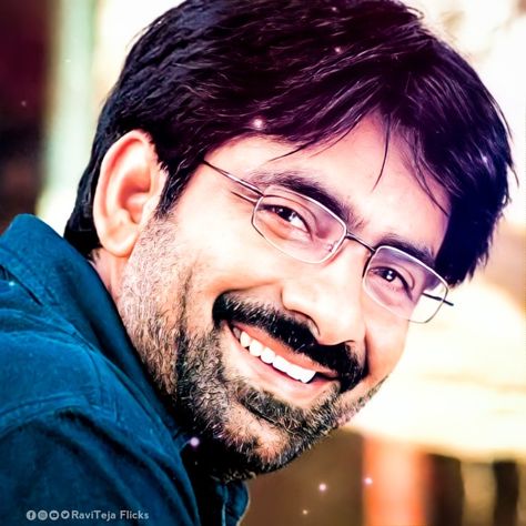 RaviTeja naa autograph sweet memories #RavitejaFlicks Raviteja Hd Images, Celebrity Sketches, Famous Indian Actors, Ravi Teja, Indian Actors, Actor Picture, Photo Poses For Couples, Photo Pose For Man, Photo Pose