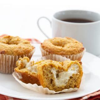 Keto Pumpkin Cream Cheese Muffins - All Day I Dream About Food Pumpkin Protein Smoothie, Keto Pumpkin Muffins, Pumpkin Cream Cheese Dip, Low Carb Pumpkin Muffins, Low Carb Muffin Recipes, Cheese Muffin, Keto Muffins, Hey Pumpkin, Pumpkin Cream Cheese Muffins