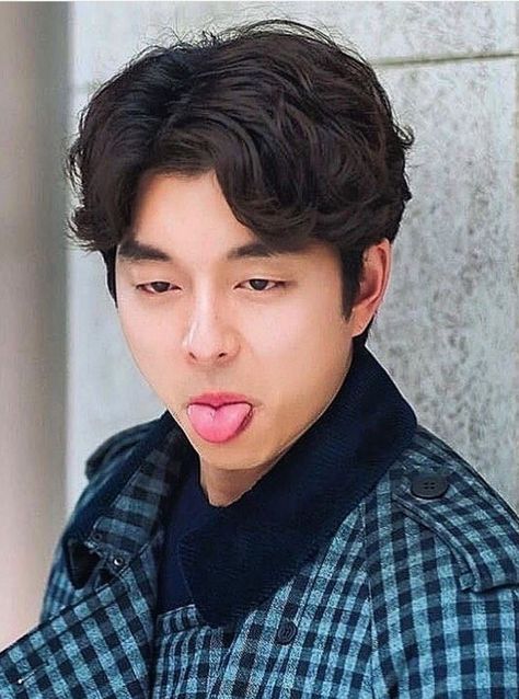 Gong Yoo Aesthetic Icon, Goblin Gong Yoo, Goblin Korean Drama, Actors Funny, Tagalog Quotes Funny, Korean Drama Best, Gong Yoo, Hot Actors, Asian Actors