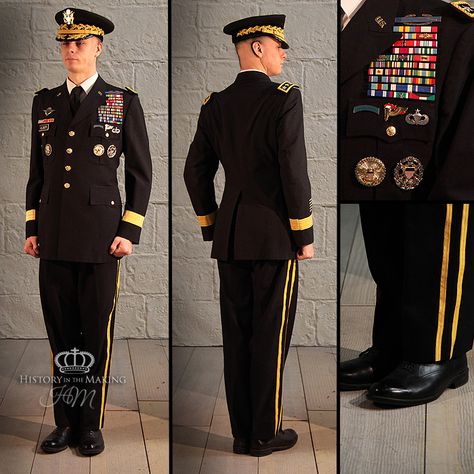 Modern American Uniforms Category - History in the Making Us Army General Uniform, Men Army Outfit, United States Army Uniform, General Uniform, Us Army Uniform, Army Suit, Army Service Uniform, Us Army General, Men Uniform