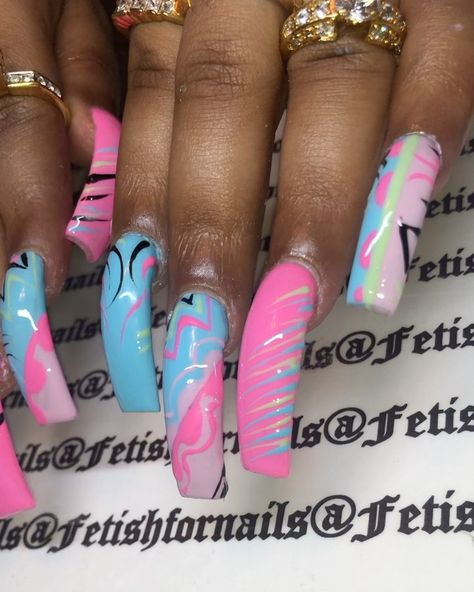 ✨💖Jasmin💖✨ on Instagram: “All 90s and early 2000s inspired nail art!! With the old school square!! 💗💗✨✨ #90snails #houstonnails #nynails #floridanails #lanails” Nails From The 90s, 90s Nostalgia Nails, Old School Nail Designs 90s, 90’s Theme Acrylic Nails, 90’s Airbrush Nails, Ny Nails, 90s Nails, Curved Nails, Grunge Nails